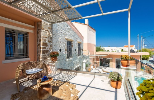 Pigi Villa | Timeless Elegance Embraced by Comfort and Bliss