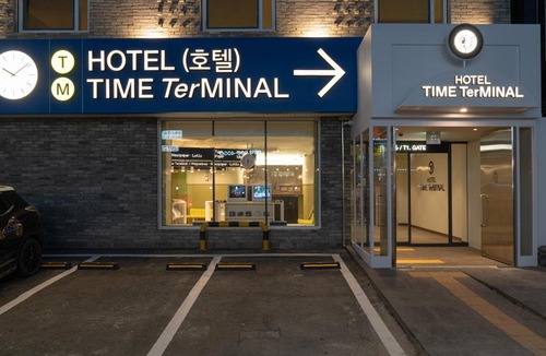 Dong-gu Hotel | TimeTerminal Hotel Daejeon 1st by Anook