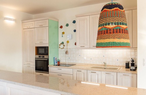Plaka Villa | TIMORI, modern, panorama views, pool & kiddie-pool, 4 bedrooms plus guest house.