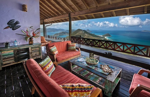 West End Villa | Tingalayo is a private villa for 12 with 270 degree breathtaking views.
