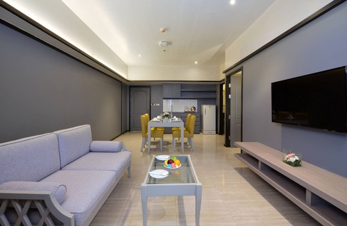 Bang Kadi Hotel | Tinidee Hotel Bangkok Golf Club