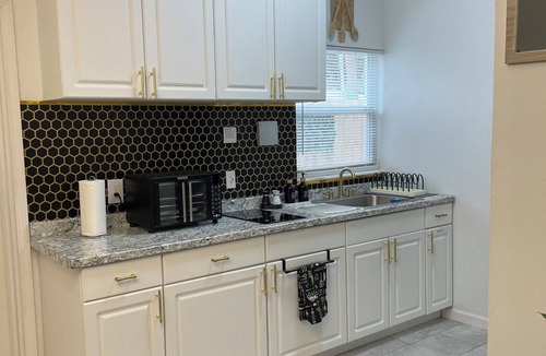 Crystal Lake Apartment | Tiny Bella Mansion