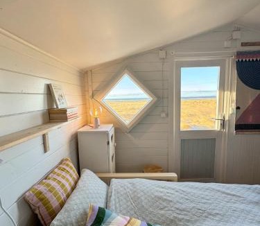 Hvalfjarðarsveit Apartment | Tiny Cabin Under the Northern Lights