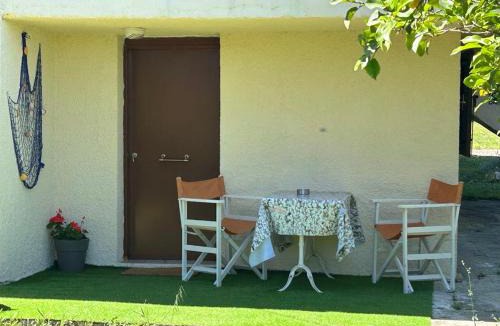 Killini Apartment | Tiny Comfort House