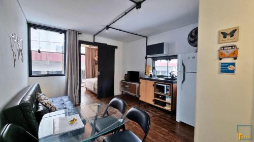 Castelo Branco House | Tiny Container Apartments at Meia Praia - Tetto 148