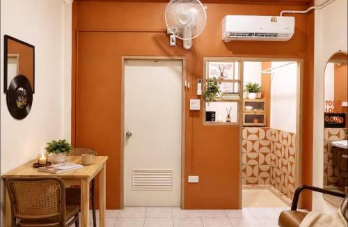 Bangkok Yai Hostel | Tiny Cozy Room - Wat Arun