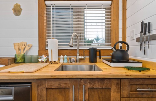 Kerns Hotel | Tiny Digs - Hotel of Tiny Houses