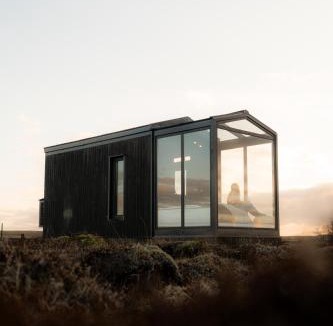 Selfoss Hotel | Tiny Glass lodge