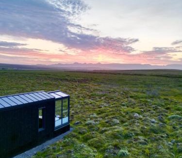 Selfoss Hotel | Tiny Glass lodge