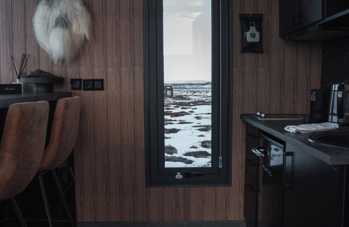 Selfoss Cabin | Tiny Glass Lodge