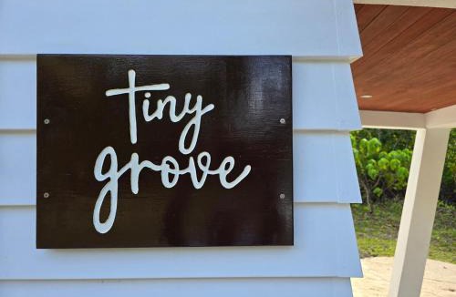 Alofi House | Tiny Grove