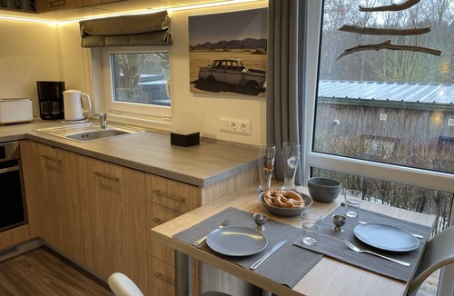 Wemding House | Tiny Haus Auszeit am See by Interhome