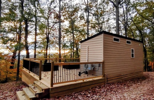 Ashley Oaks House | Tiny home BIG View!