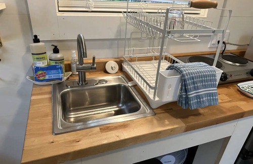 Southwest Harbor Cabin | Tiny Home Cabin in the heart of Acadia, 5 minute walk into the heart of town