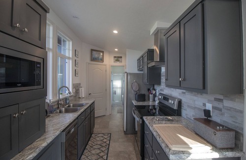 Cathlamet House | Tiny home getaway on Puget Island, WA