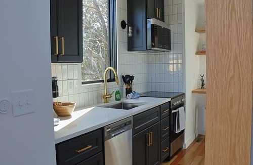 Durham House | Tiny Home in the Bull City-Walk to Duke Hospital