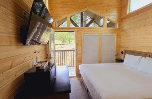 Page Cabin | Tiny Home King Room #8A