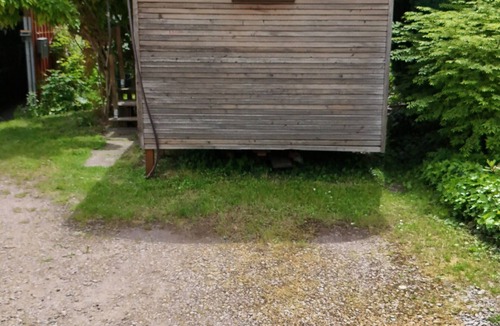 Ranschbach House | Tiny Home "Palatinate Circus Wagon" with Private Terrace and Wi-Fi