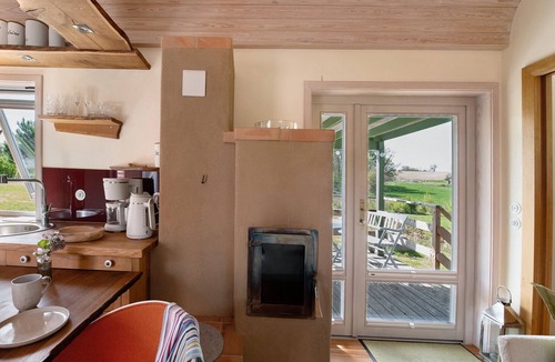 Satow House | Tiny Home 'Ria' with Private Terrace, Private Garden and Wi-Fi