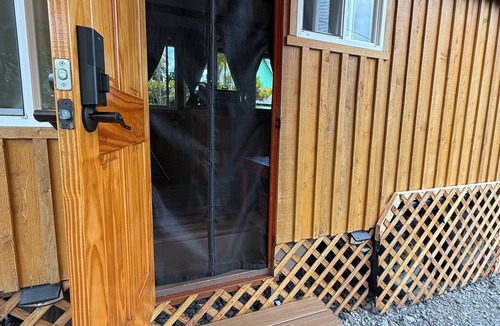 Puna Palisades House | Tiny Home & Sauna; Walk to Kehena Black Sand Beach –Near Lava heated Hot Springs