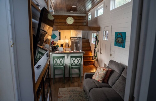 Freeport House | Tiny Home w Great Bay Views Pets Near Eglin Beach