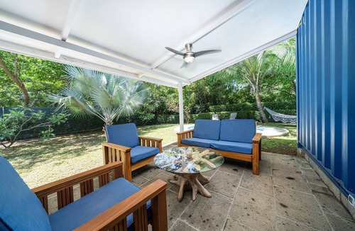 Potrero Ski Chalet | Tiny home w/Pool, Backyard, Parking, BBQ, Kitchen & more in Playa Potrero