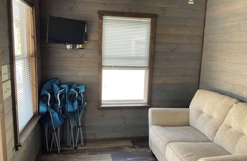 Pearl River House | Tiny Homes for Rent, minutes to the Casino, Golf Course & Water Park.