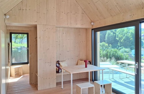 Altmannstein Apartment | Tiny House (30sqm) with panoramic castle view