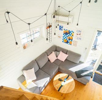 Molnlycke House | Tiny House at Lake with Canoe & Forest close to Gothenburg