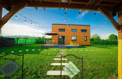 Baia de Fier House | Tiny House - Baia de Fier