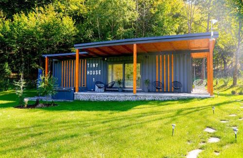 Borod House | Tiny House by the forest 1