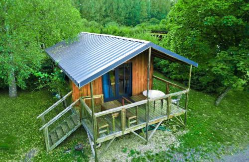 Magnieres Cabin | Tiny house - Cabane sur pilotis - Etat Nature
