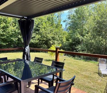 Arcizans-Dessus Ski Chalet | Tiny house chalet montagnard