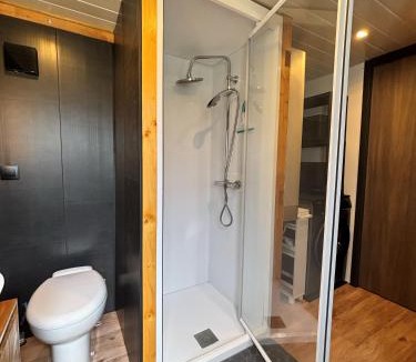 Arcizans-Dessus Ski Chalet | Tiny house chalet montagnard