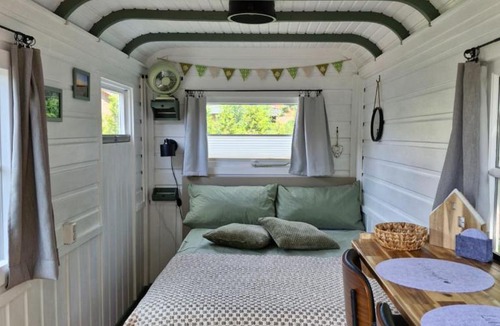 Bleckede Apartment | Tiny House dat Lüttje - Glamping im Bauwagen an der Elbe