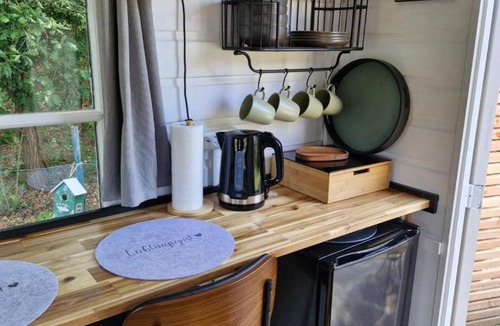 Bleckede Apartment | Tiny House dat Lüttje - Glamping im Bauwagen an der Elbe