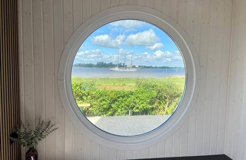 Hagen im Bremischen House | Tiny house directly on the Weser beach