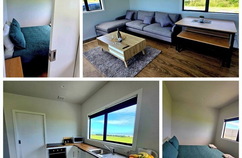 Greymouth Apartment | Tiny house down by the beach