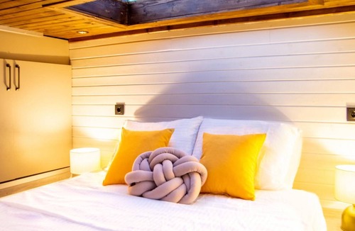 Karaburun House | Tiny House Framed by Nature near Sea in Karaburun