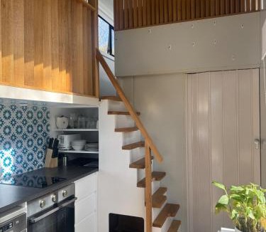 Glenrowan Apartment | Tiny House Glenrowan - Kingfisher Eco Retreat