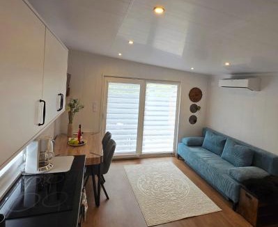 Lug Ski Chalet | Tiny House im Felsenland mit Sauna