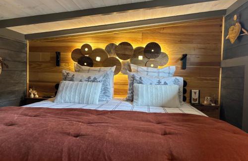 Echenoz-la-Meline House | TiNY HOUSE LE CHALET LIT KING SIZE -TERRASSE - PETIT DÉJEUNER-CLIMATISATION -PARKING