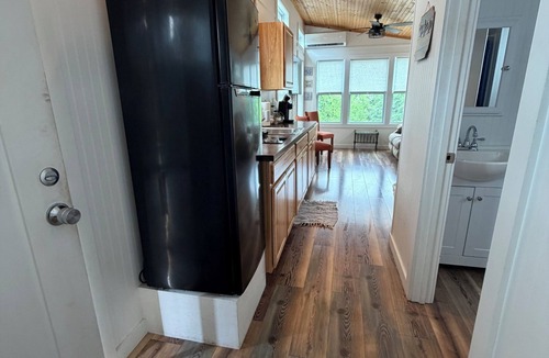 Baxter Cabin | Tiny House on Center Hill Lake