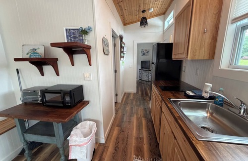 Baxter Cabin | Tiny House on Center Hill Lake