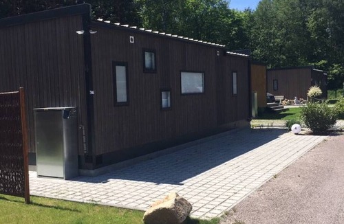 Wackersdorf House | Tiny house on Lake Murner with hot tub