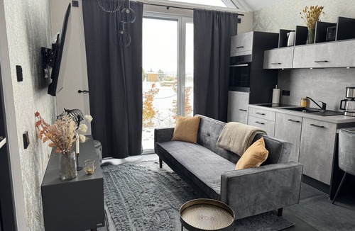 Lobnitz House | Tiny House Oskar am See mit Privatstrand 4 Personen