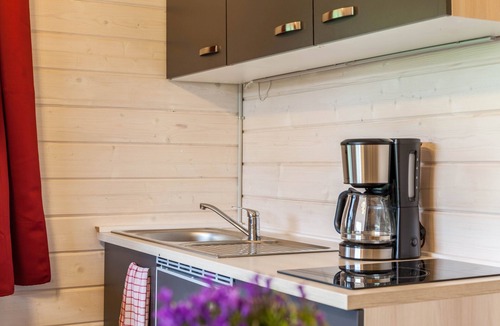 Oberammergau House | Tiny House "Sundowner Cabin in the Green with Mountain View, Terrace & Garden