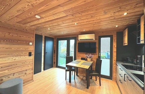 Zeitlarn Apartment | Tiny house with sauna and sun loungers