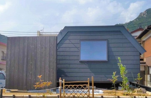 Kurahashi Cottage | Tiny House ZEN A seaside hut in the middle of the /Kure Hiroshima