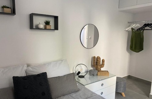 Kifisia Apartment | Tiny Little House